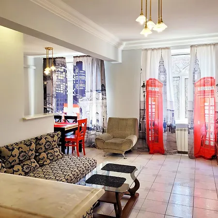 Home Hotel Apartments On Khreshchatyk Area Kyiv Exterior photo