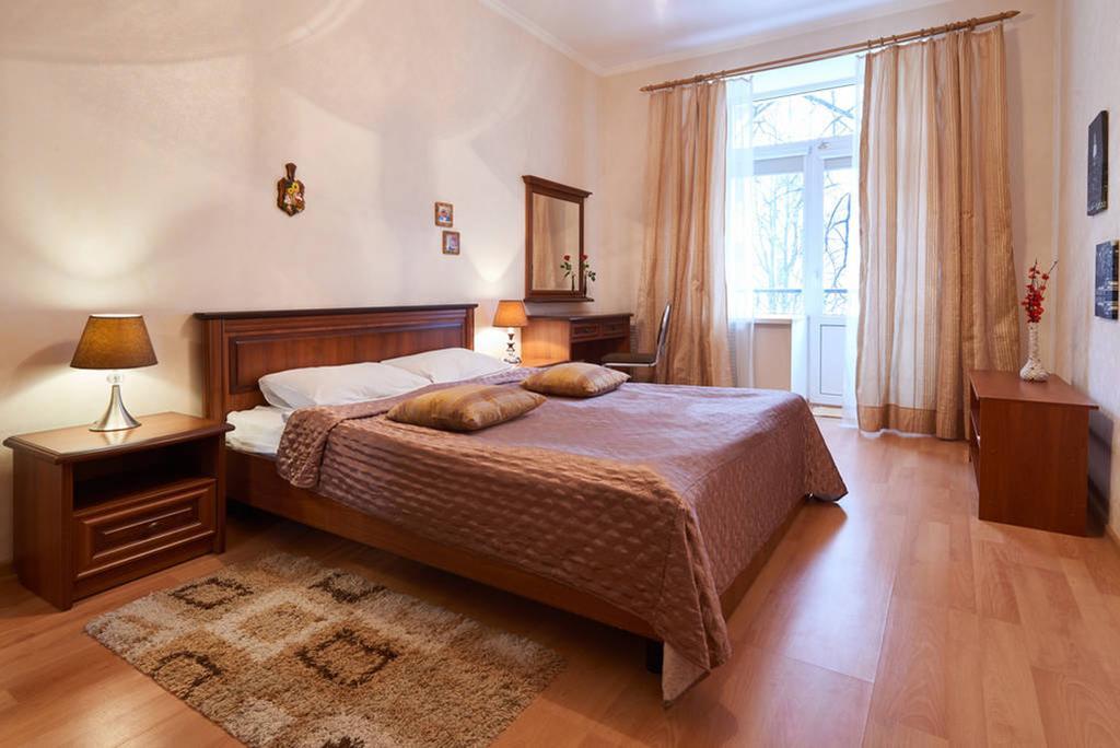 On Khreshchatyk Area Apartment